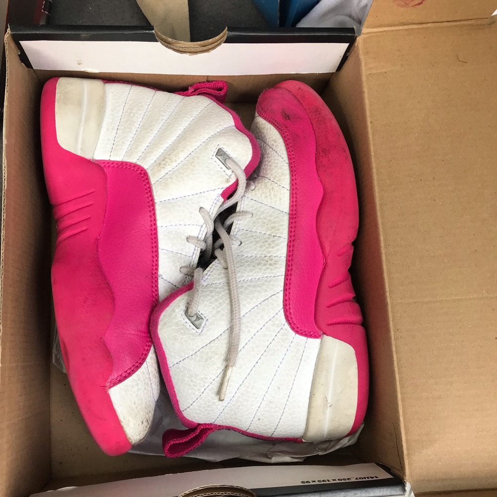 Jordan 12 girls